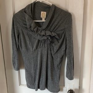 Anthropologie--Ric Rac--stretchy gray shirt